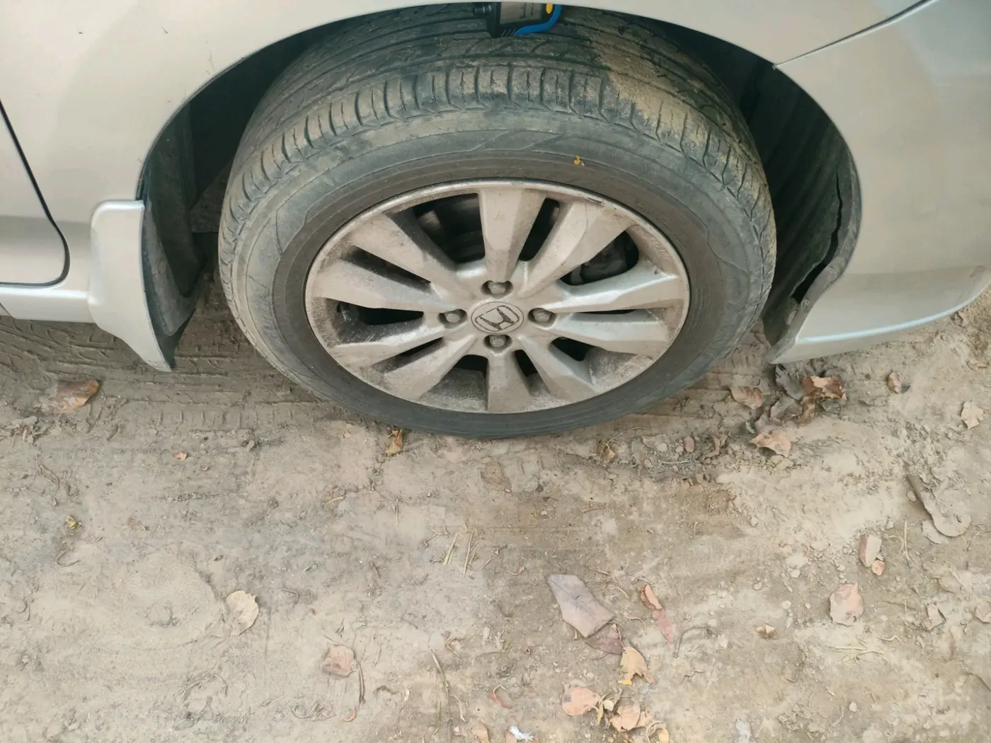 2012 Honda City 1.5L I-VTEC V AT, Petrol, Automatic, 97,603 km, tyre