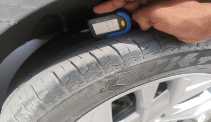 2021 Hyundai Creta SX EXECUTIVE 1.5 PETROL, Petrol, Manual, 56,337 km, tyre