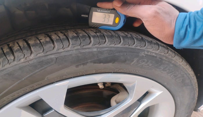 2024 Hyundai NEW I20 Sportz (O) 1.2 IVT, Petrol, Automatic, 21,614 km, tyre