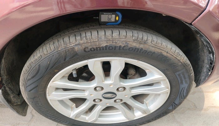 2017 Mahindra E20 Plus P8, Electric, Automatic, 74,373 km, tyre