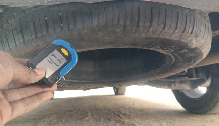 2023 Mahindra XUV700 AX 7 D MT 7 STR, Diesel, Manual, 1,37,003 km, tyre