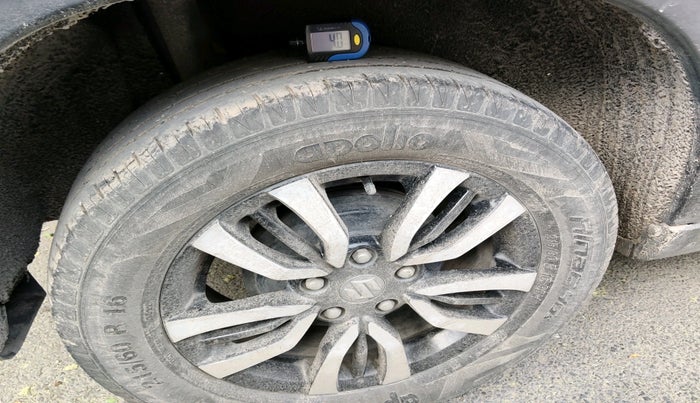 2018 Maruti Vitara Brezza ZDI, Diesel, Manual, 1,29,323 km, tyre