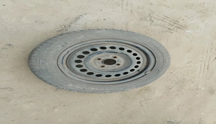 2013 Honda City 1.5L I-VTEC CORPORATE MT, CNG, Manual, 1,10,925 km, tyre