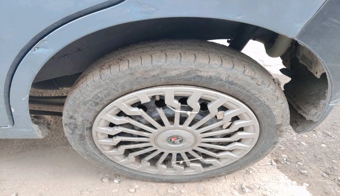 2011 Maruti Wagon R 1.0 VXI  ABS-AIRBAG, Petrol, Manual, 1,08,291 km, tyre