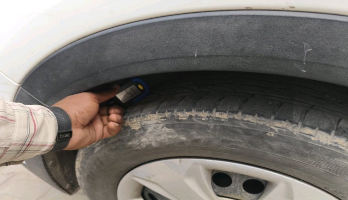 2019 Hyundai Creta E PLUS 1.4 DIESEL, Diesel, Manual, 1,73,287 km, tyre