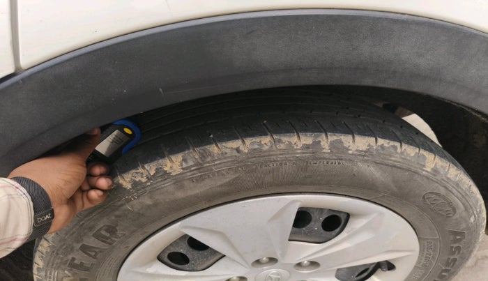 2019 Hyundai Creta E PLUS 1.4 DIESEL, Diesel, Manual, 1,73,287 km, tyre