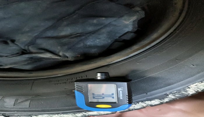 2011 Hyundai i20 MAGNA (O) 1.2, Petrol, Manual, 49,413 km, tyre