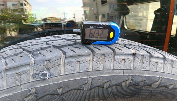 2023 Mahindra Thar LX HARD TOP 4WD MT, Diesel, Manual, 94,577 km, tyre