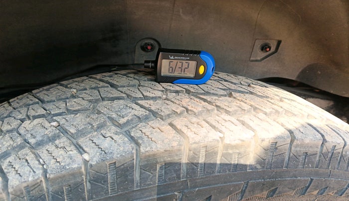 2023 Mahindra Thar LX HARD TOP 4WD MT, Diesel, Manual, 94,577 km, tyre