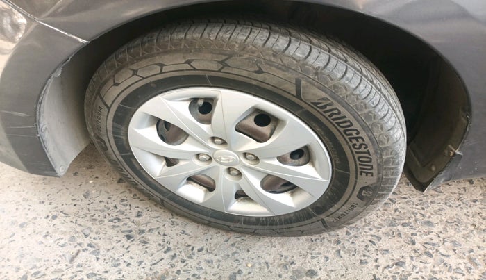 2015 Hyundai Elite i20 SPORTZ 1.4 CRDI, Diesel, Manual, 90,218 km, tyre