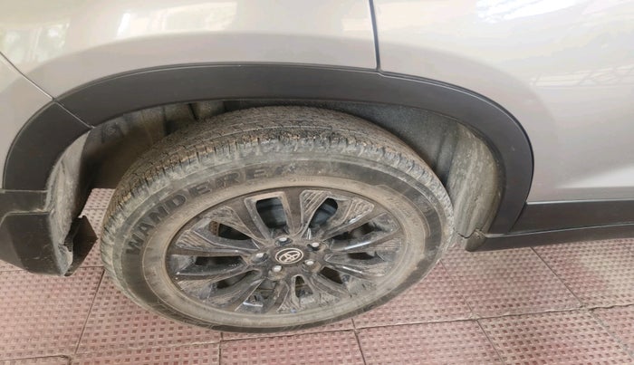 2022 Toyota URBAN CRUISER HIGH GRADE MT, Petrol, Manual, 64,433 km, tyre