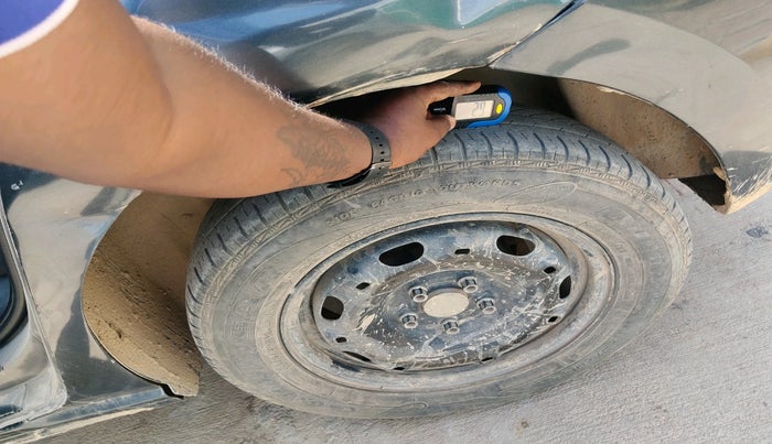 2014 Volkswagen Polo COMFORTLINE 1.2L PETROL, Petrol, Manual, 84,470 km, tyre