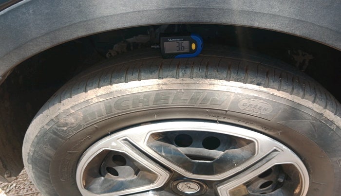 2016 Hyundai Creta E PLUS 1.4 DIESEL, Diesel, Manual, 1,30,372 km, tyre