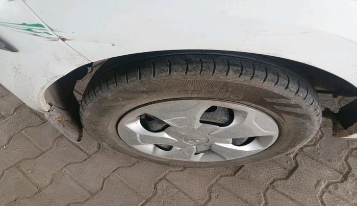 2022 Tata Tiago XT CNG, CNG, Manual, 1,49,233 km, tyre