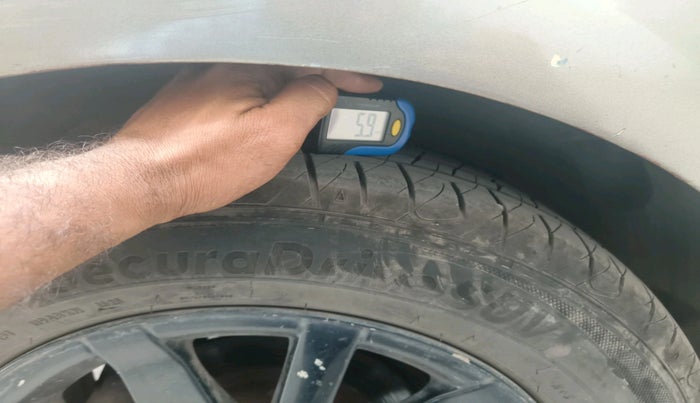 2012 Renault Fluence 1.5 E4, Diesel, Manual, 80,001 km, tyre