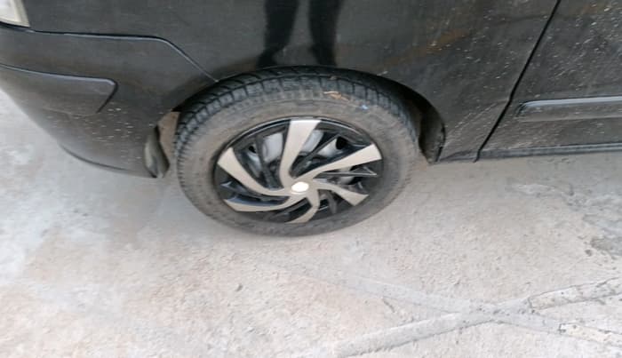 2008 Hyundai Santro Xing GLS AT, Petrol, Automatic, 92,188 km, tyre