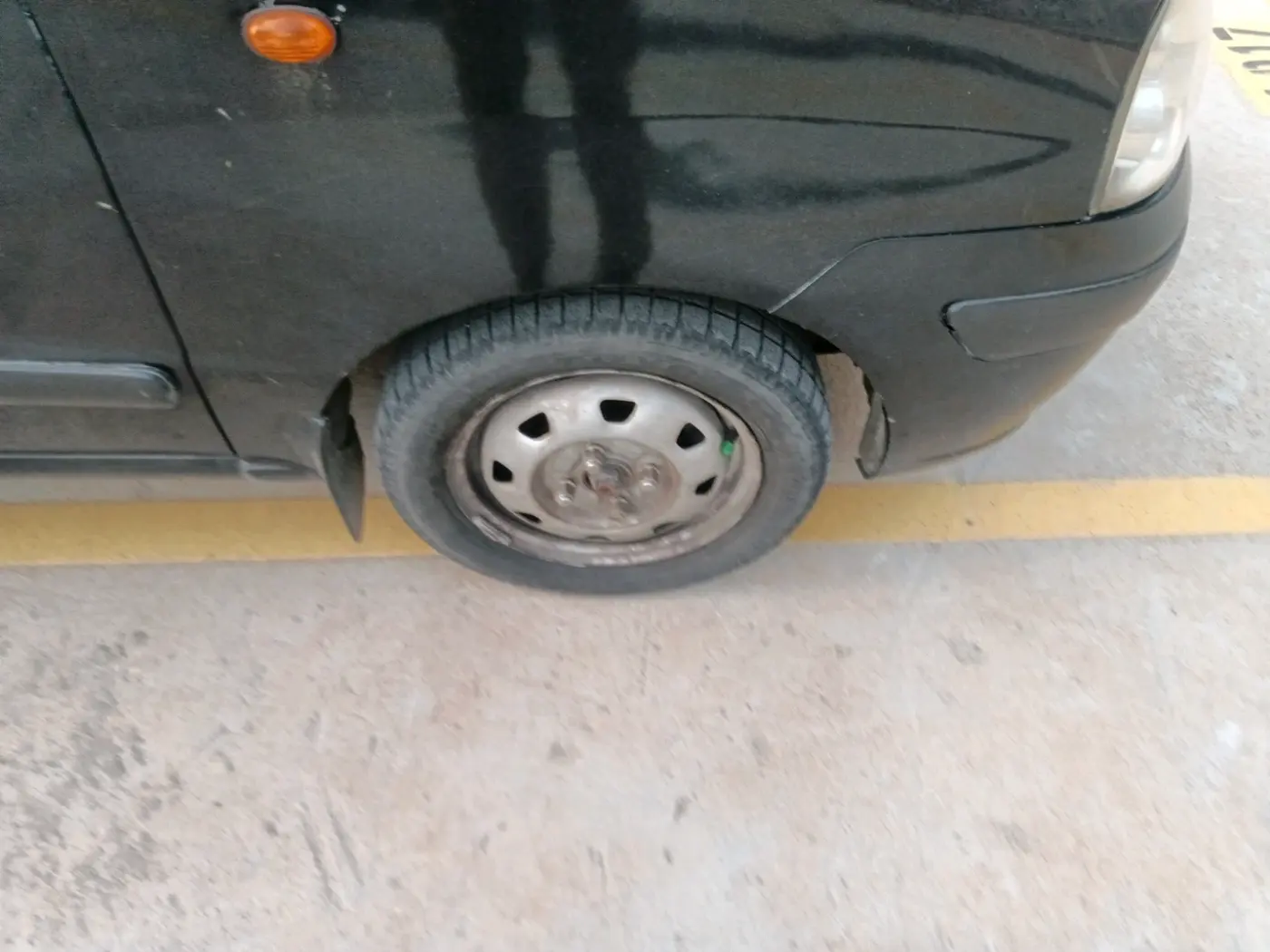 2008 Hyundai Santro Xing GLS AT, Petrol, Automatic, 92,188 km, tyre