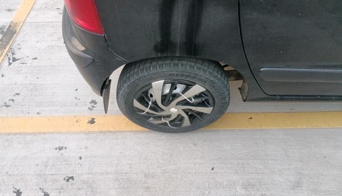 2008 Hyundai Santro Xing GLS AT, Petrol, Automatic, 92,188 km, tyre