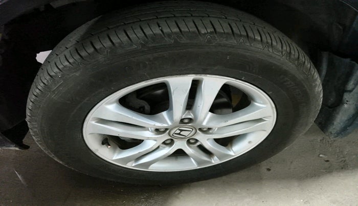 2012 Honda CRV 2.0L 2WD MT, Petrol, Manual, 98,466 km, tyre