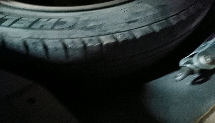 2012 Honda CRV 2.0L 2WD MT, Petrol, Manual, 98,466 km, tyre