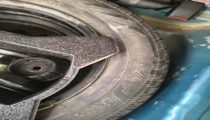 2014 Maruti Celerio VXI AMT, Petrol, Automatic, 85,580 km, tyre