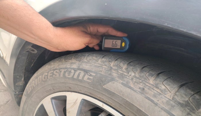 2017 Maruti S Cross ALPHA 1.3, Diesel, Manual, 1,24,786 km, tyre