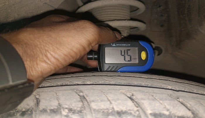 2023 Maruti Swift LXI, Petrol, Manual, 36,882 km, tyre