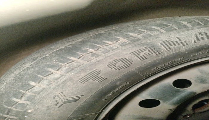 2013 Maruti Swift Dzire VXI, Petrol, Manual, 73,557 km, tyre