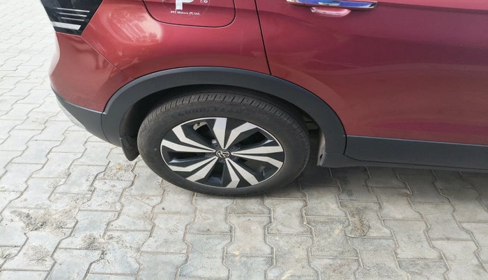 2023 Volkswagen TAIGUN GT PLUS 1.5 TSI DSG, Petrol, Automatic, 19,624 km, tyre