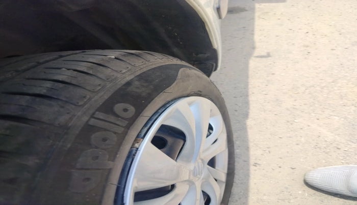 2023 Maruti Swift VXI, Petrol, Manual, 15,141 km, tyre