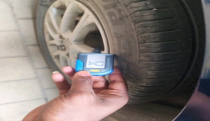 2022 Maruti Swift ZXI, Petrol, Manual, 21,096 km, tyre