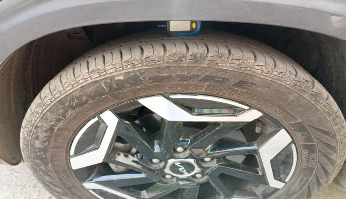 2024 KIA SELTOS HTX IVT, Petrol, Automatic, 14,443 km, tyre