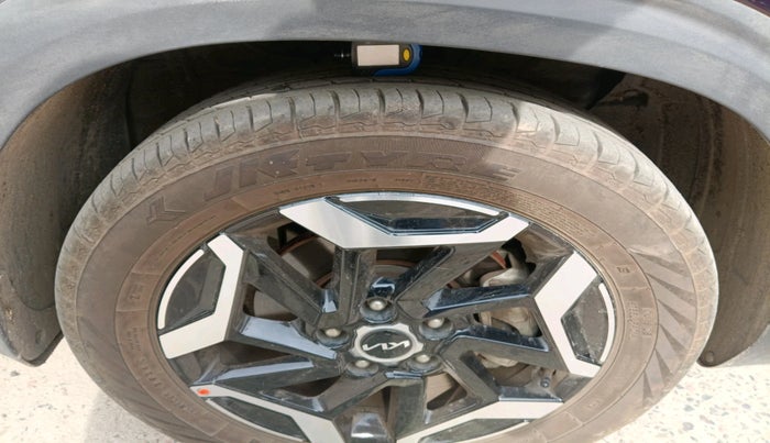 2024 KIA SELTOS HTX IVT, Petrol, Automatic, 14,443 km, tyre