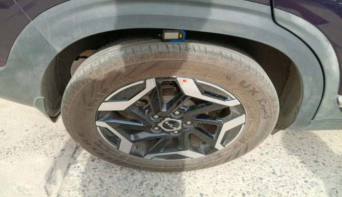 2024 KIA SELTOS HTX IVT, Petrol, Automatic, 14,443 km, tyre