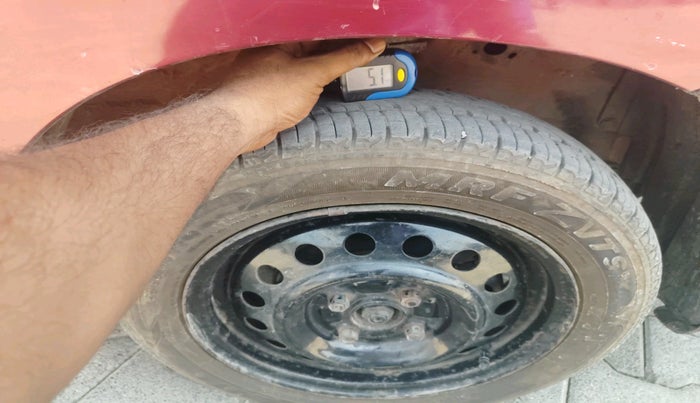 2011 Maruti Wagon R 1.0 VXI, Petrol, Manual, 1,42,393 km, tyre