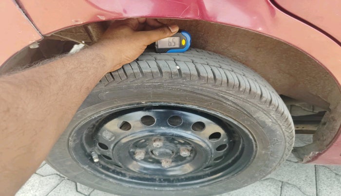 2011 Maruti Wagon R 1.0 VXI, Petrol, Manual, 1,42,393 km, tyre