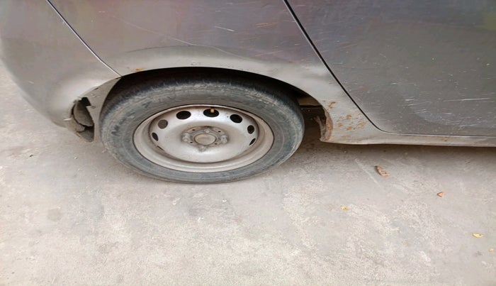 2018 Tata Tiago XT PETROL, Petrol, Manual, 1,96,017 km, tyre