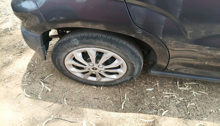 2020 Maruti S PRESSO VXI PLUS AMT, Petrol, Automatic, 74,865 km, tyre