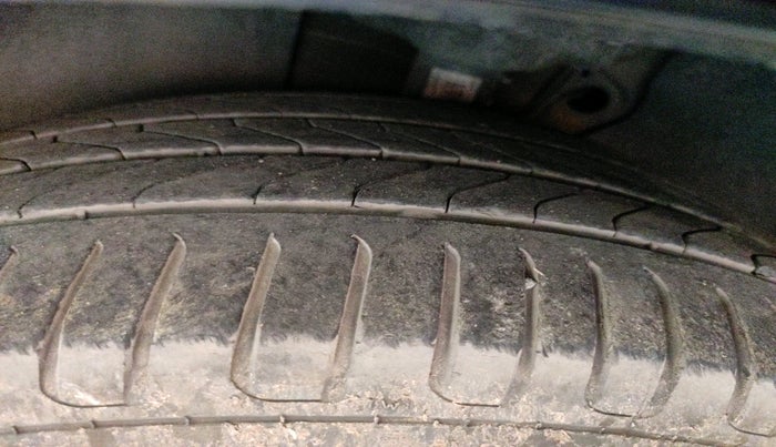 2016 Skoda Octavia 2.0 TDI CR STYLE PLUS AT, Diesel, Automatic, 1,85,058 km, tyre