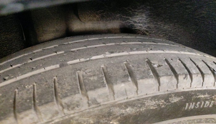 2016 Skoda Octavia 2.0 TDI CR STYLE PLUS AT, Diesel, Automatic, 1,85,058 km, tyre