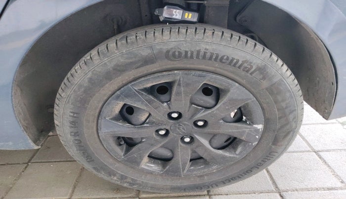 2015 Hyundai Elite i20 SPORTZ 1.2, Petrol, Manual, 81,853 km, tyre