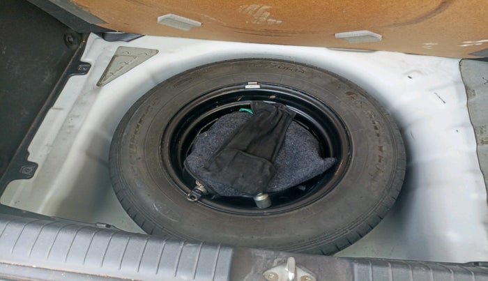 2017 Hyundai Elite i20 SPORTZ 1.2, Petrol, Manual, 54,225 km, tyre