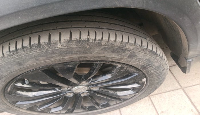 2021 MG HECTOR PLUS SHARP 1.5 PETROL TURBO HYBRID MT 6-STR, Petrol, Manual, 21,920 km, tyre