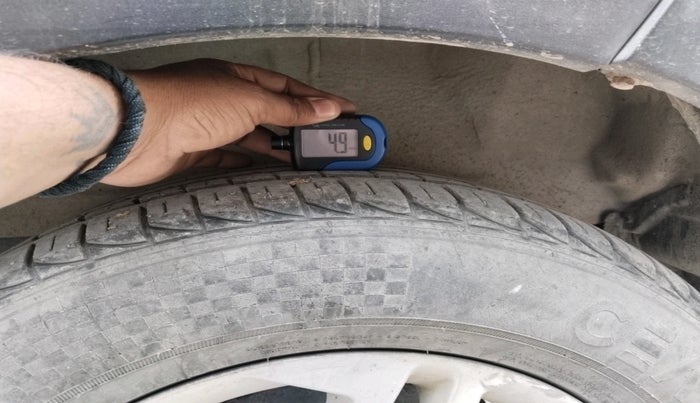 2016 Mahindra NUVOSPORT N8, Diesel, Manual, 1,29,500 km, tyre