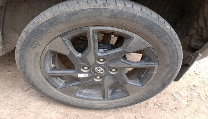 2022 Tata PUNCH CREATIVE 1.2 MT KAZIRANGA EDITION , Petrol, Manual, 12,049 km, tyre