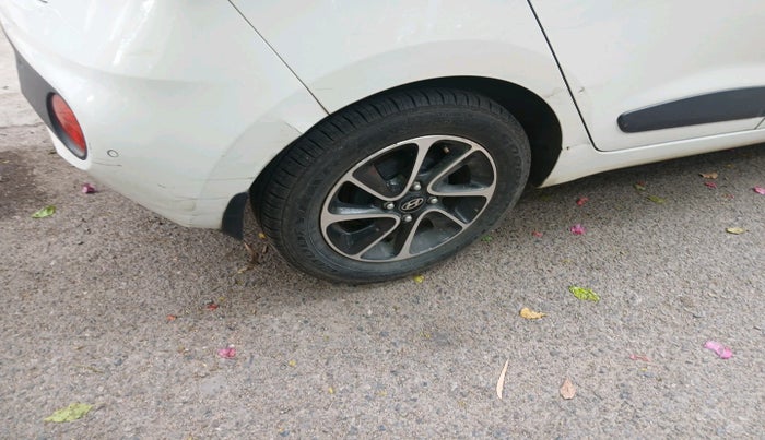 2017 Hyundai Grand i10 SPORTZ (O) AT 1.2 KAPPA VTVT, Petrol, Automatic, 51,006 km, tyre