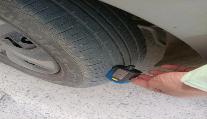 2019 Tata Tiago XM PETROL, Petrol, Manual, 1,10,762 km, tyre