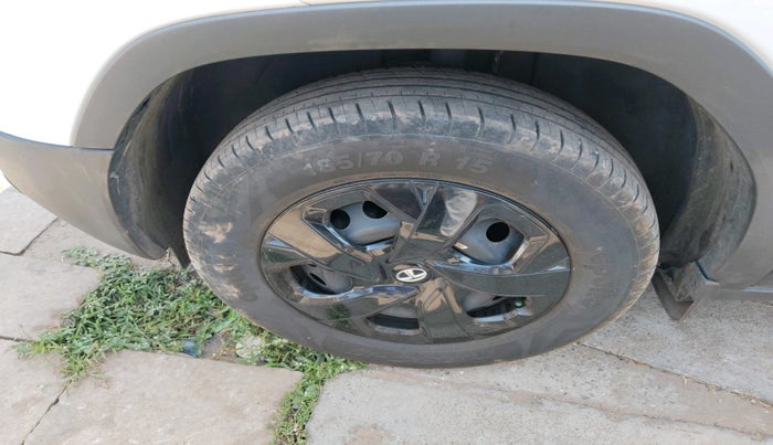 2022 Tata PUNCH ADVENTURE MT, Petrol, Manual, 40,134 km, tyre