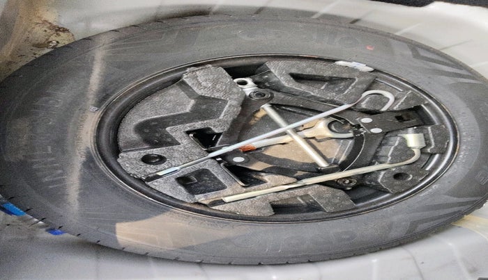 2022 Tata PUNCH ADVENTURE MT, Petrol, Manual, 40,134 km, tyre