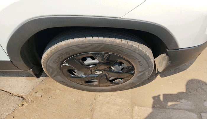 2022 Tata PUNCH ADVENTURE MT, Petrol, Manual, 40,134 km, tyre